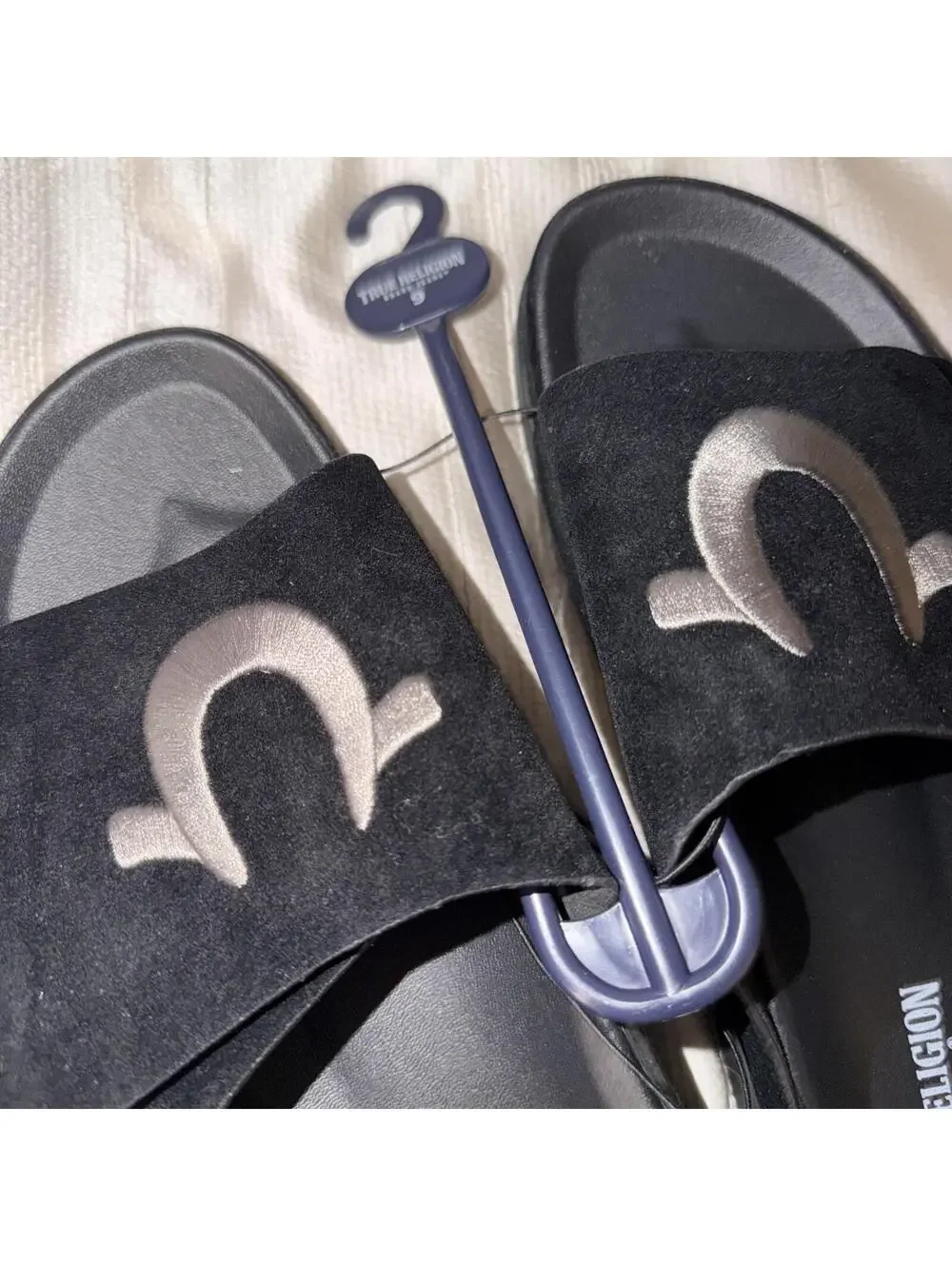True Religion Men's TR-Biggy-PBS Black Logo Sandals adjustable top strap Size 9